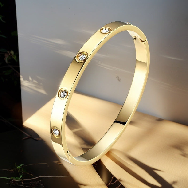 Stainless Steel Titanium Bracelet Women Non-Fading Electroplated Buckle Jewelry Accessory